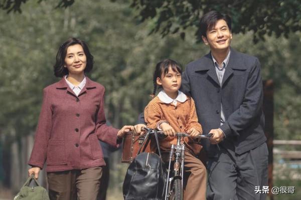 黃曉明出演《功勳》，不僅哭戲收穫好評，還讓感人的一幕定格