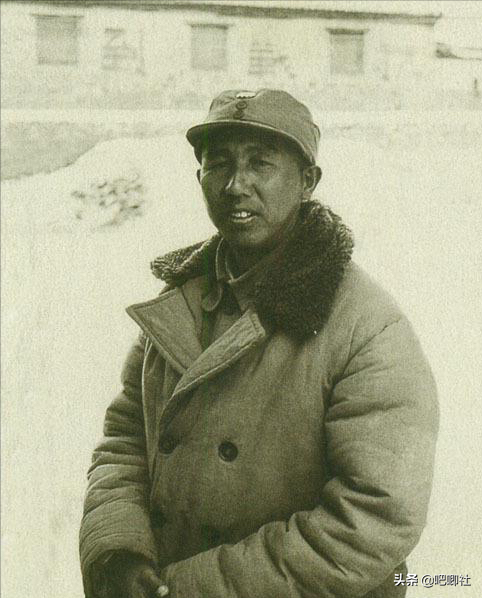 這位上將賦閒一年多，要求安排工作，入京幾個月上百老戰友探望他