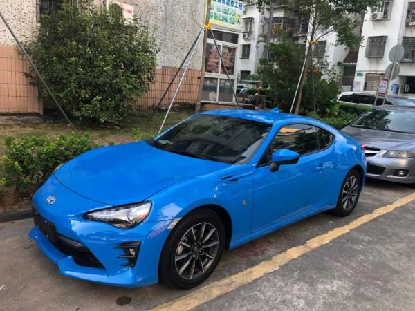 以為改裝後的豐田86能泡妞，改完後換來的卻是1087和一群&OpenCurlyDoubleQuote;基友&rdquo;