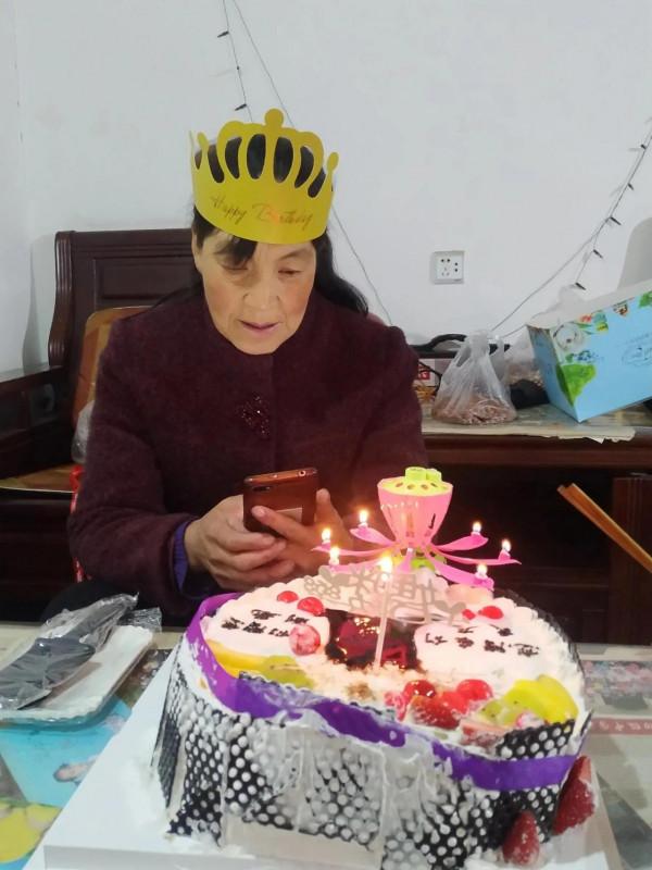 一通電話竟讓我如此感性