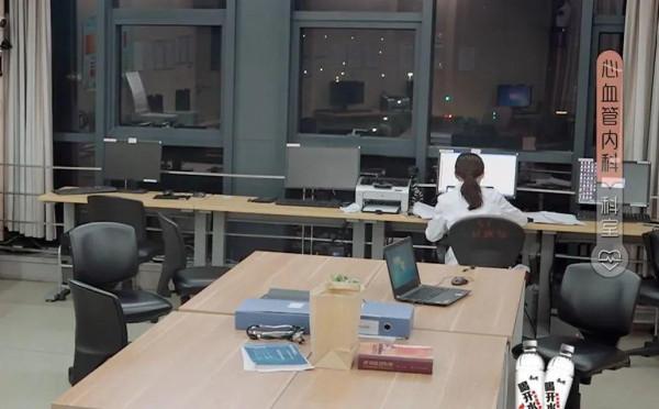 求求不要再罵醫生了,他們真的有兩副面孔 求求不要再罵醫生了,他們真的有兩副面孔