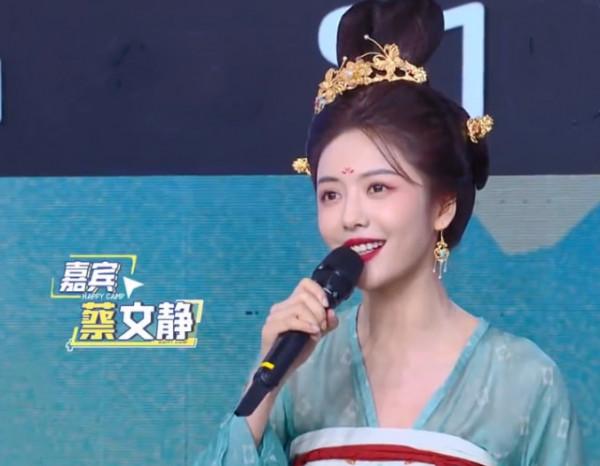 《快本》下期未播先火,請來“3女4男”助陣,網友:熬夜也要追 《快本》下期未播先火,請來“3女4男”助陣,網友:熬夜也要追