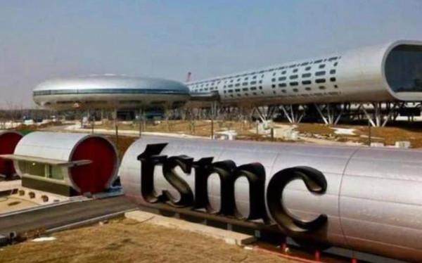 失去華為晶片訂單，臺積電卻一年吸金3657億，為什麼會越混越好？