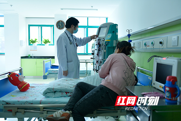 湖南省兒童醫院血液透析室投入執行,原發性免疫缺陷病門診開診 湖南省兒童醫院血液透析室投入執行,原發性免疫缺陷病門診開診