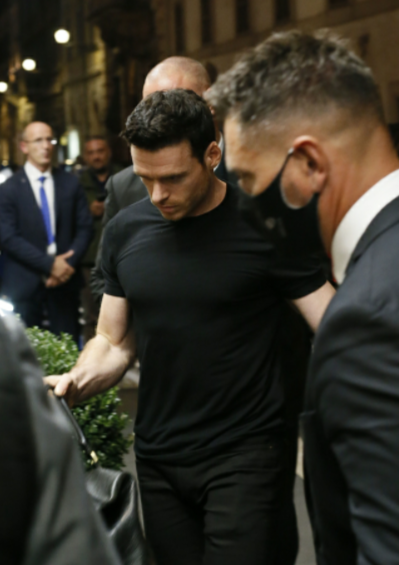 權遊雪諾和少狼主成情敵，在漫威新片裡搶女神陳靜，網友：三角戀