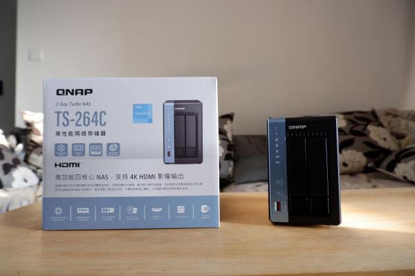 組一個NVME固態硬碟為核心的NAS-威聯通TS264C開箱與使用
