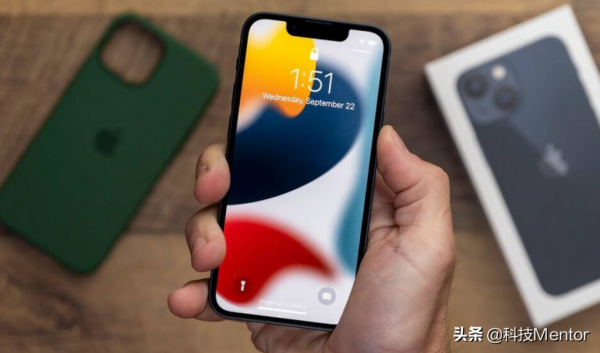 小米12系列大杯螢幕或將縮小,三星OPPO或也釋出小屏旗艦 小米12系列大杯螢幕或將縮小,三星OPPO或也釋出小屏旗艦