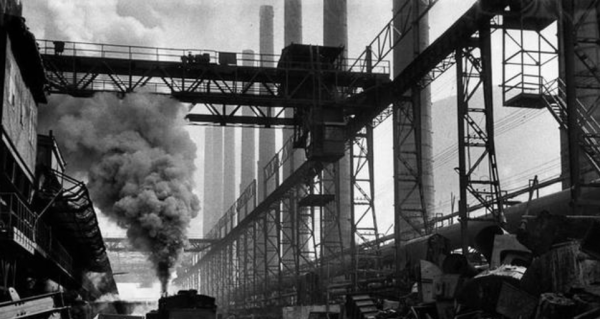 抗日戰爭VS抗美援朝:面對強敵,為何1個經濟崩潰,1個越打越好? 抗日戰爭VS抗美援朝:面對強敵,為何1個經濟崩潰,1個越打越好?