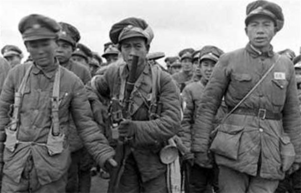 新四軍活捉韓德勤，陳毅將其釋放並送8萬元，蔣：這招實在太狠