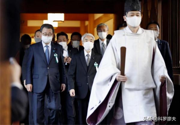 日本狠捅美國一刀,在美國恥日參拜靖國神社,拜登卻沉默不語 日本狠捅美國一刀,在美國恥日參拜靖國神社,拜登卻沉默不語