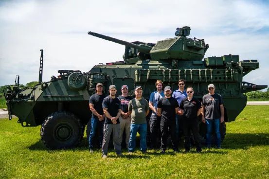 史崔克中口徑武器系統