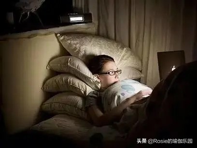 宋軼新劇身材完美小臉精緻,如何解鎖小V臉?超模私教5步帶你練 宋軼新劇身材完美小臉精緻,如何解鎖小V臉?超模私教5步帶你練