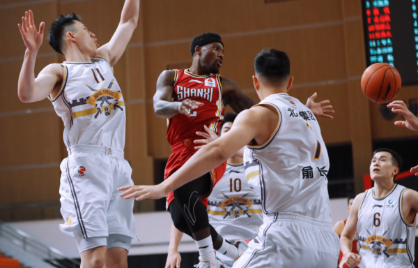 超級外援36+9+12,CBA大黑馬三連勝,廖三寧19+6+6,張帆25分 超級外援36+9+12,CBA大黑馬三連勝,廖三寧19+6+6,張帆25分