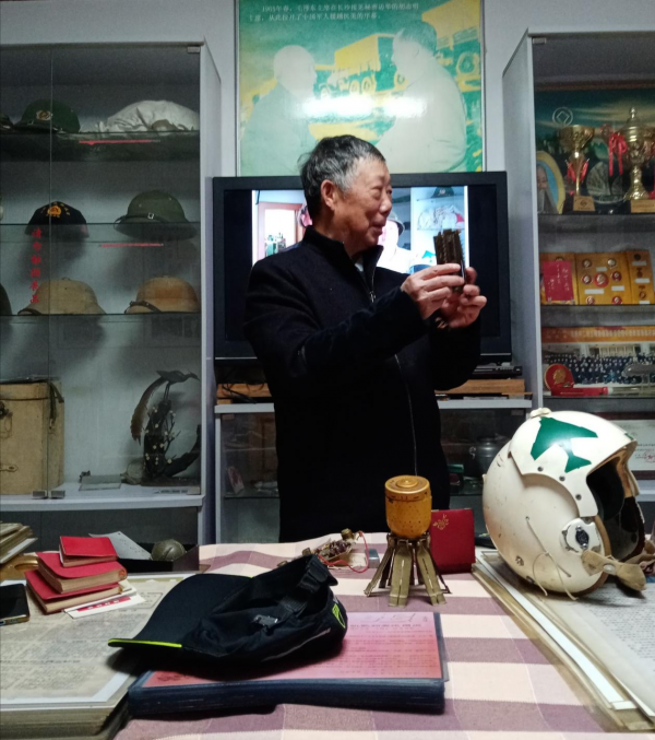 張金春的《鐵道兵援越抗美戰爭博物館》作者:向德榮 張金春的《鐵道兵援越抗美戰爭博物館》作者:向德榮