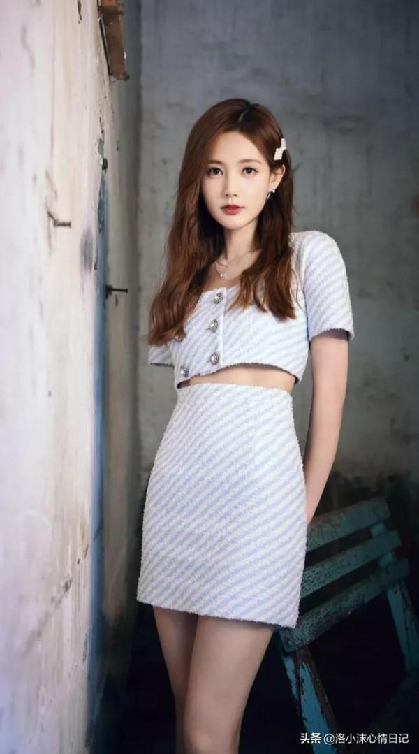 李一桐高畫質套圖桌布圖集 李一桐高畫質套圖桌布圖集