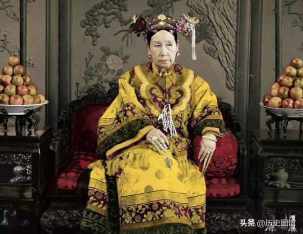 100多年前，西方人把慈禧太后畫成這樣，真是少見
