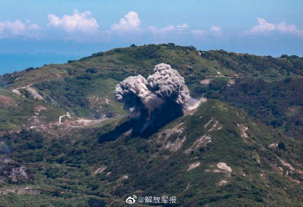 出擊！戰鷹訓練超酷瞬間