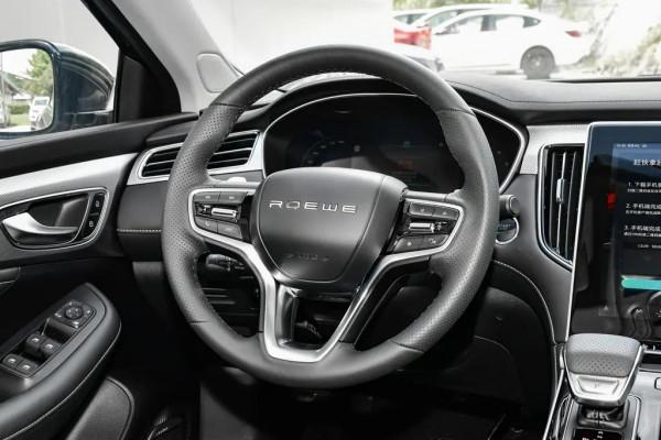 解讀次頂配，榮威i6 MAX自動爽酷天幕版效能不俗