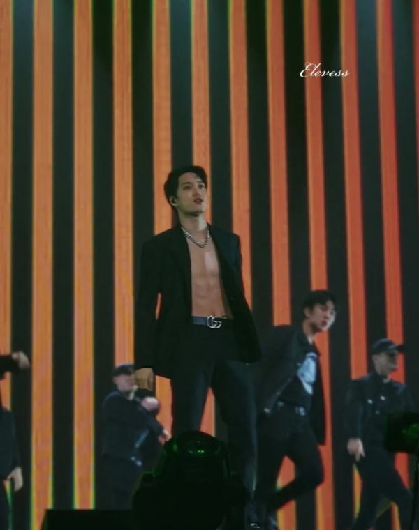 情侶頭像 l 和你的cp掛組情頭吧