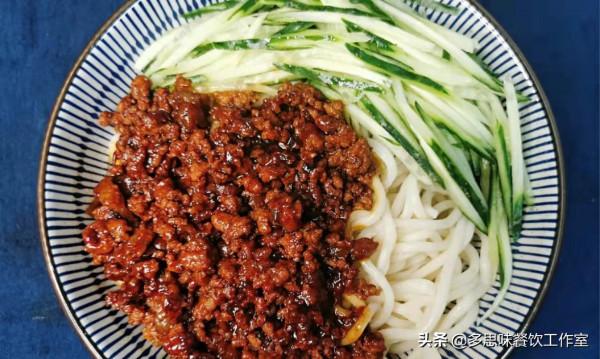 炸醬麵不會做？大廚教你10種家常炸醬麵的做法，香味濃郁越吃越香