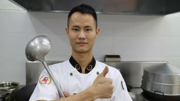 廚師消失在後廚