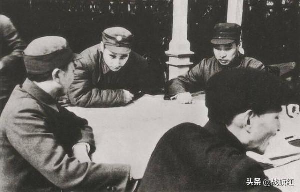 四野的軍中地位為什麼高?解放東北和中南,另加華北的一半 四野的軍中地位為什麼高?解放東北和中南,另加華北的一半