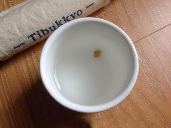 這個夏天，高低盤一串百香