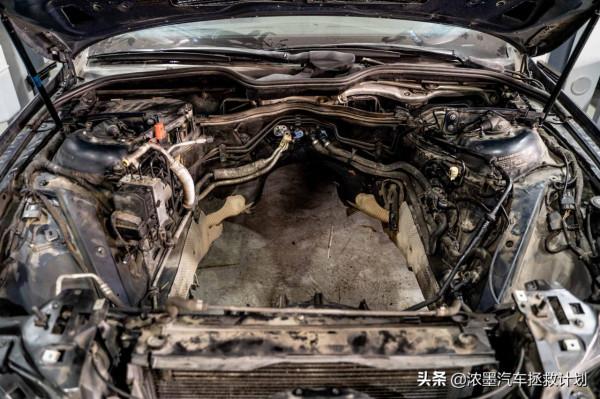 「典藏座駕」整備一臺經典的寶馬E66,於所到之處書寫下闊瀾人生 「典藏座駕」整備一臺經典的寶馬E66,於所到之處書寫下闊瀾人生