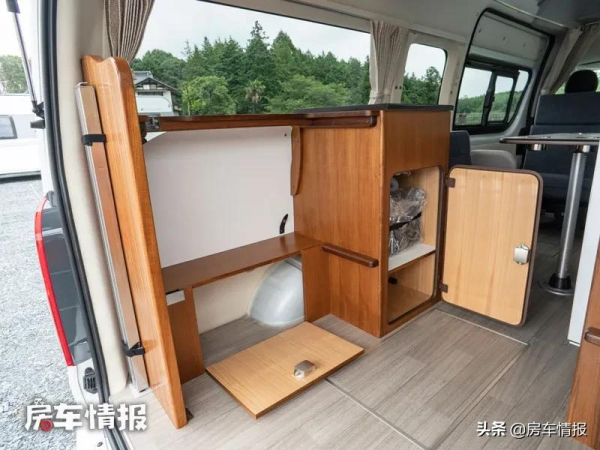 新款豐田海獅床車,配2.8T柴油機帶四驅,佈局大有玄機值得借鑑 新款豐田海獅床車,配2.8T柴油機帶四驅,佈局大有玄機值得借鑑