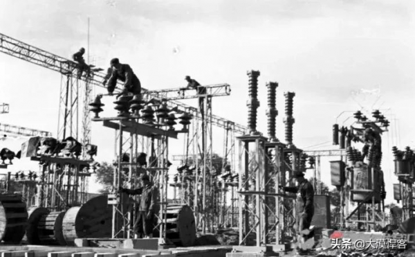 那些年內地遷新工廠，沒有他們，就沒有新疆的工業