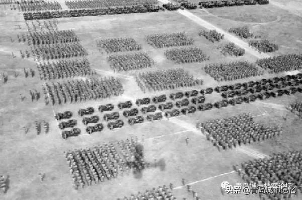 七十六年前的今天，青島日軍受降儀式在匯泉跑馬場舉行​