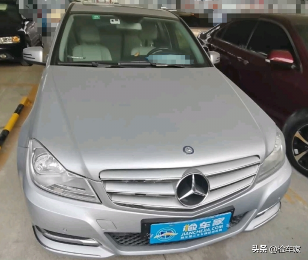 入門級德系豪車十年車齡能買嗎？這輛9萬塊的賓士告訴你要慎重