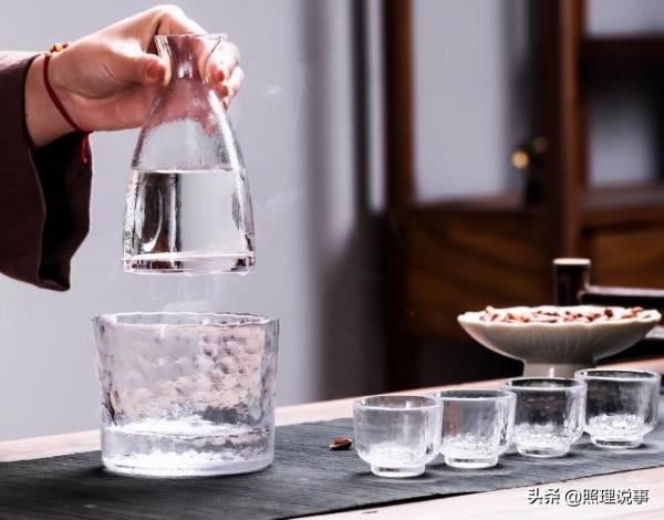 中秋賞月為啥要喝酒?大詩人也為它打CALL,這裡的故事真不少 中秋賞月為啥要喝酒?大詩人也為它打CALL,這裡的故事真不少