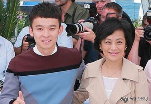 圈內著名經紀人王京花，是如何憑一己之力架空華誼的？真的太狠了