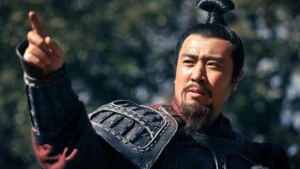 10位“演誰都像自己”的演員,老戲骨也套路化,陳道明、靳東上榜 10位“演誰都像自己”的演員,老戲骨也套路化,陳道明、靳東上榜