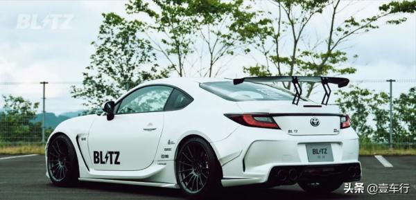 90年代JDM​的既視感,素雅外表下的GR86居然隱藏著強悍的戰鬥屬性 90年代JDM​的既視感,素雅外表下的GR86居然隱藏著強悍的戰鬥屬性