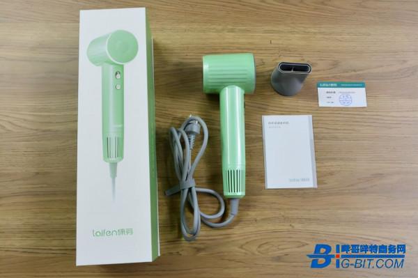 徠芬吹風機拆解:“芯”科技 給秀髮做“SPA” 徠芬吹風機拆解:“芯”科技 給秀髮做“SPA”