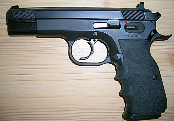 世界名槍樣板——CZ 75手槍 世界名槍樣板——CZ 75手槍