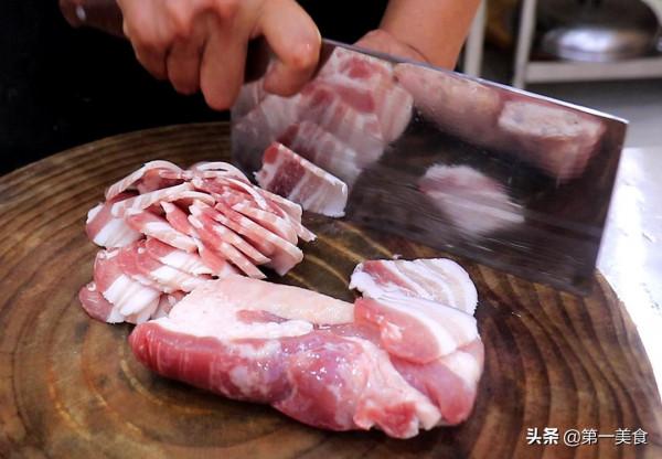 五花肉和海帶一起燉居然這麼好吃,鮮香入味,脆嫩可口,簡單易學 五花肉和海帶一起燉居然這麼好吃,鮮香入味,脆嫩可口,簡單易學