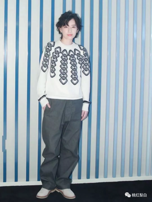 剛誇完熱巴，她一轉身就上了黑榜？