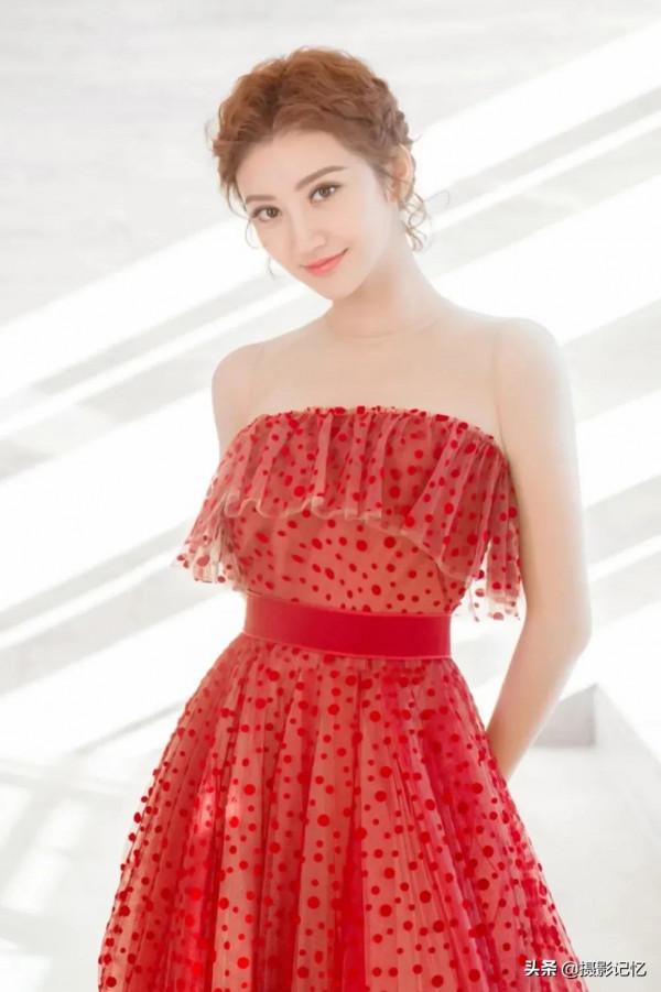 景甜:玉潔冰清 景甜:玉潔冰清