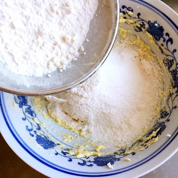 家庭必備小零食,口感酸甜酥脆,做法簡單,學會再也不用買著吃 家庭必備小零食,口感酸甜酥脆,做法簡單,學會再也不用買著吃