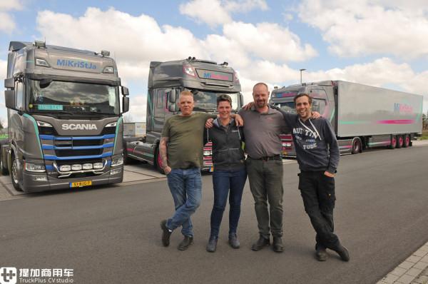 一則關於歐洲女性卡車司機的故事,Desiree Bron和她的卡車大家庭 一則關於歐洲女性卡車司機的故事,Desiree Bron和她的卡車大家庭