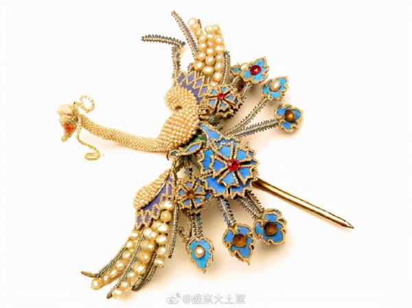 清朝的珠寶首飾遠比現代首飾精美多了 清朝的珠寶首飾遠比現代首飾精美多了