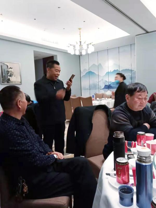 散文詩｜花甲重逢