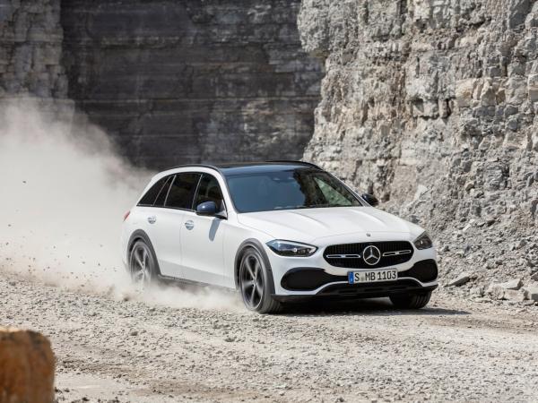 一輛能當兩輛使！這兩款新車越野不輸SUV 操控還比轎車好？