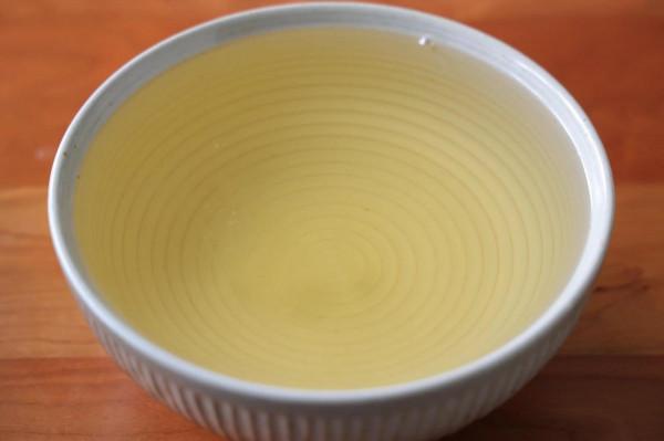 記住這幾步,熬出來的豬油又白又香,沒有異味兒,炒菜烘焙離不了 記住這幾步,熬出來的豬油又白又香,沒有異味兒,炒菜烘焙離不了