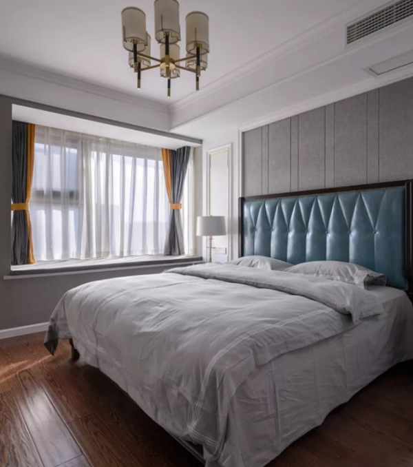 父母幫忙買的130㎡，軟裝到位效果相當耐看，兩衛非常的便利