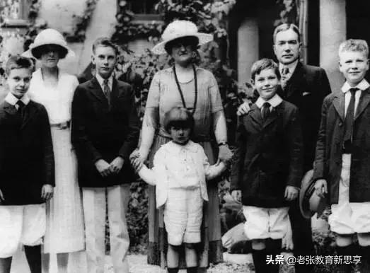 世上沒有擺渡人，人生這條河，你得自己渡