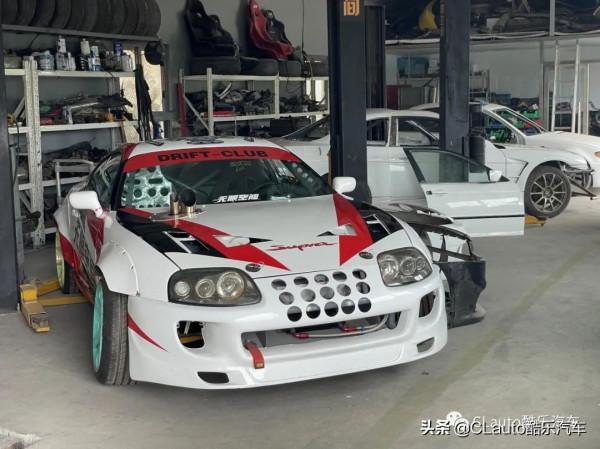 開著板車去ROADTRIP,我們還買回了一輛摩托艇 開著板車去ROADTRIP,我們還買回了一輛摩托艇